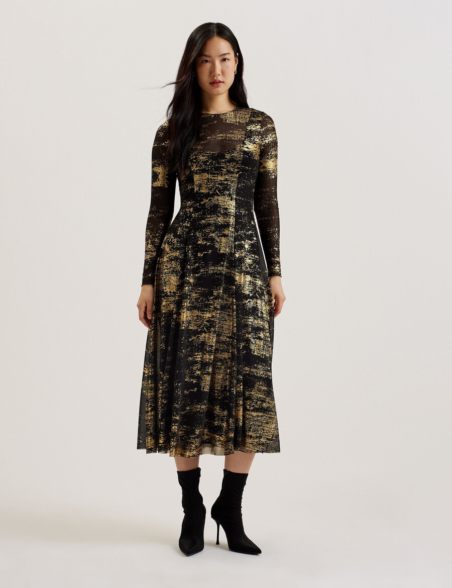junhaa - vestido midi de malha com mangas compridas e estampa metalizada