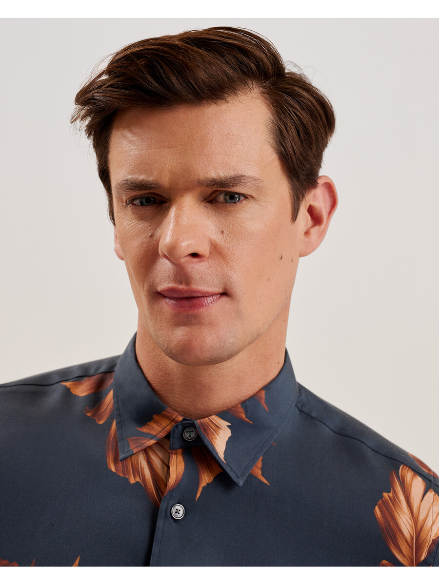 coltons - camisa de manga comprida em liocel com estampa de folhas