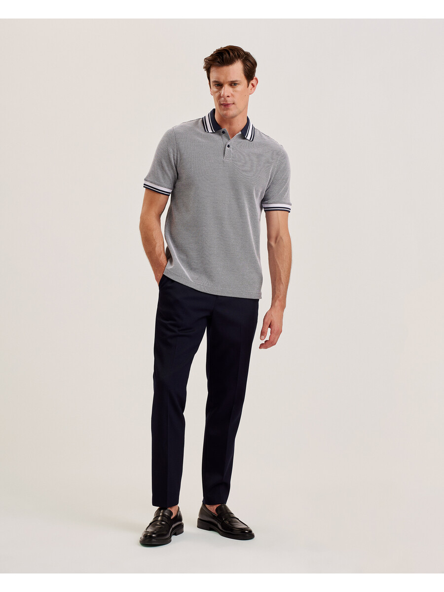 phenes - camisa polo de algodão texturizado com detalhes listrados
