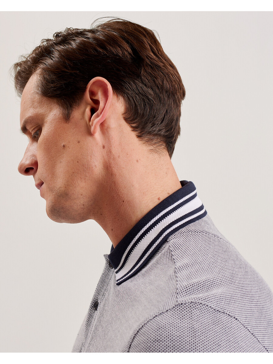 phenes - camisa polo de algodão texturizado com detalhes listrados