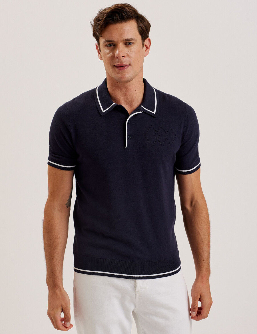 dunow - camisa polo com detalhe em ponto arredondado e acabamento listrado