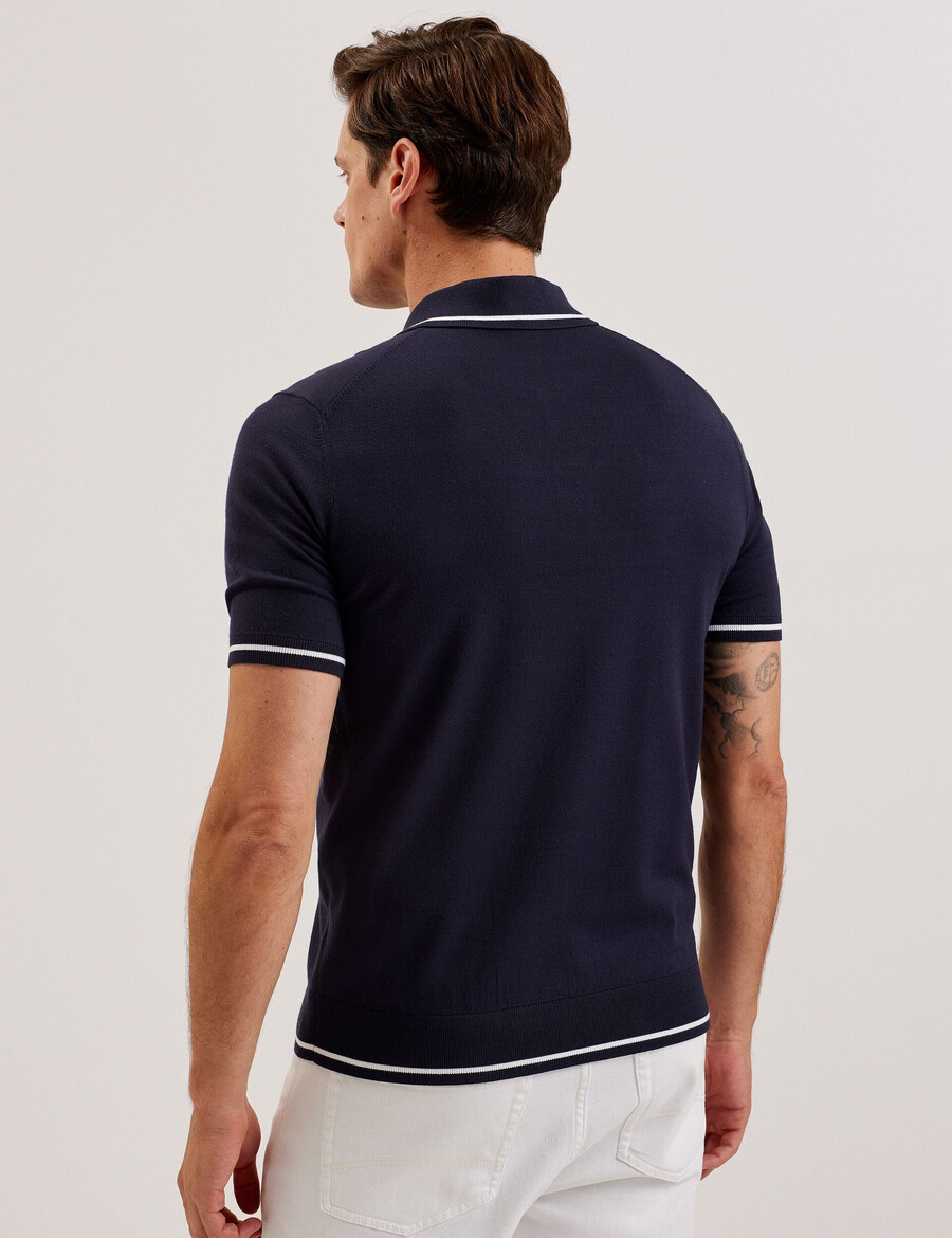 dunow - camisa polo com detalhe em ponto arredondado e acabamento listrado
