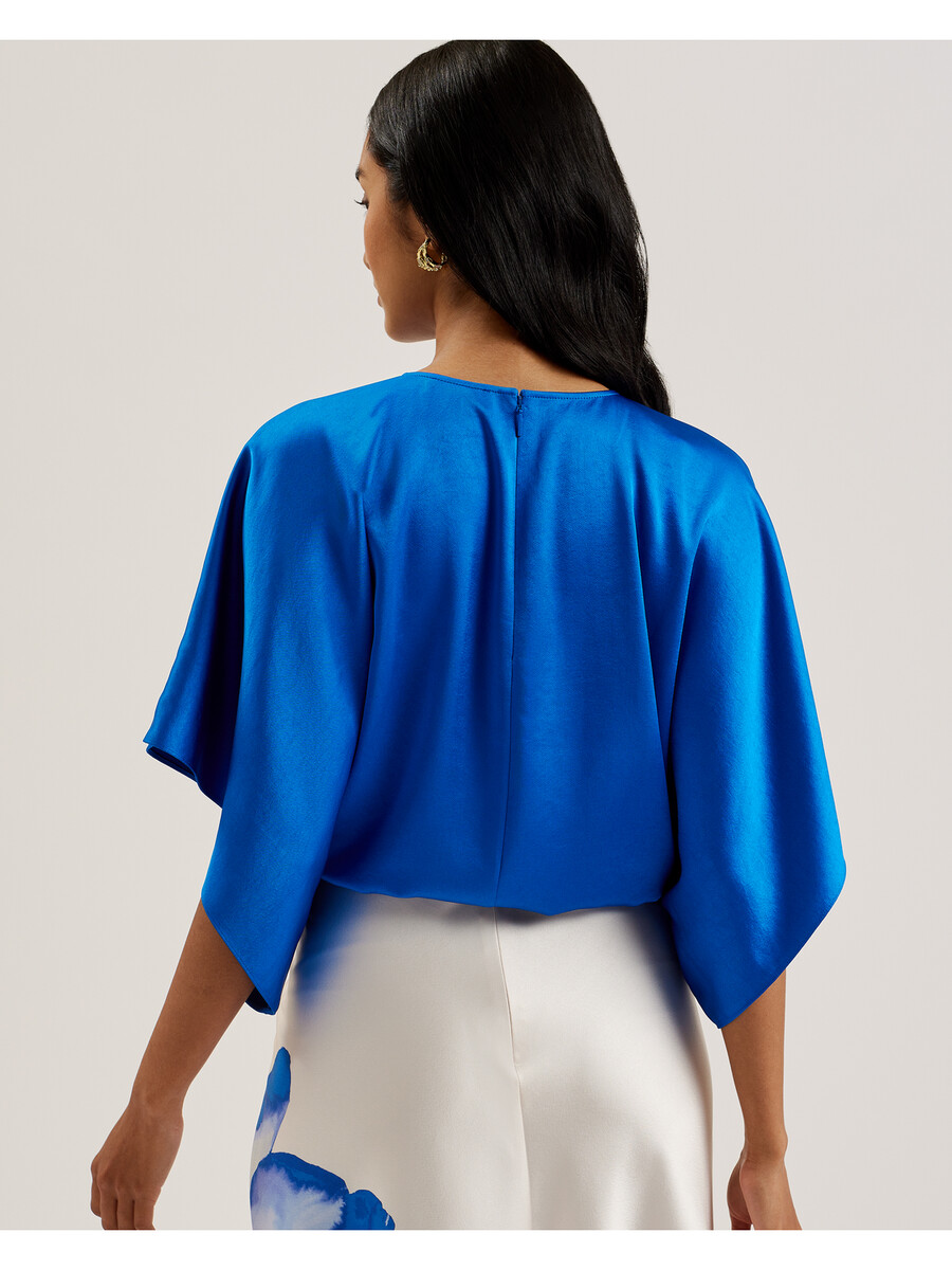 cherika - blusa de cetim com mangas curtas estilo morcego