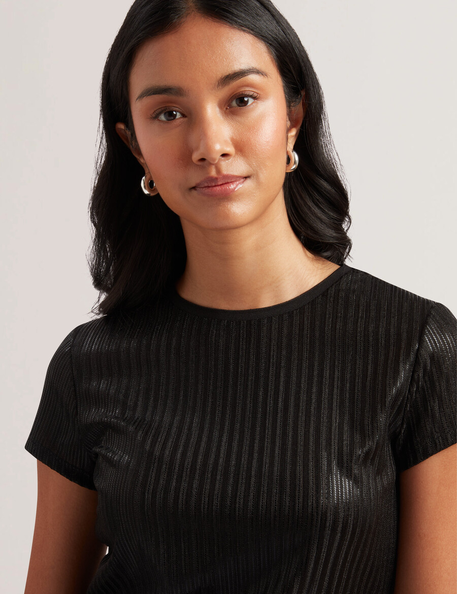 katrino - camiseta ajustada com textura canelada metálica